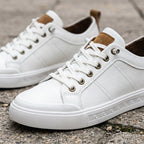 Sneaker uomo bicolore con lacci