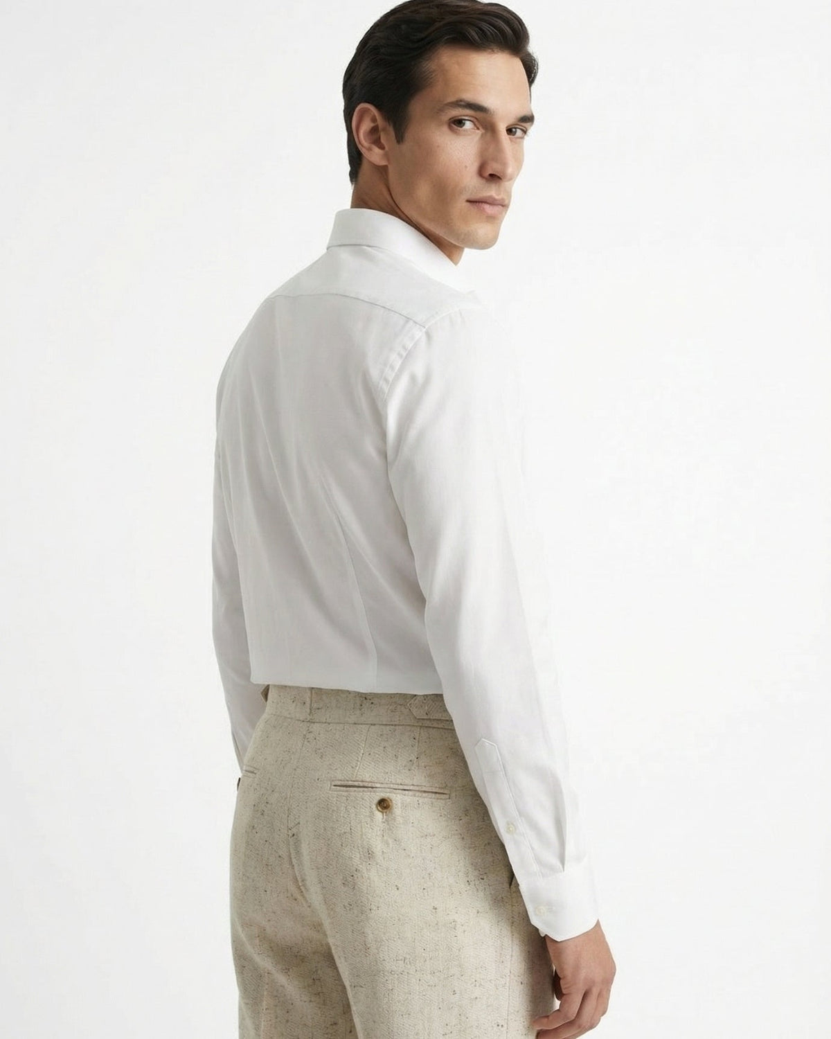 Pantaloni uomo con pince e superficie strutturata