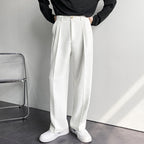 Pantaloni uomo con pince e gamba dritta