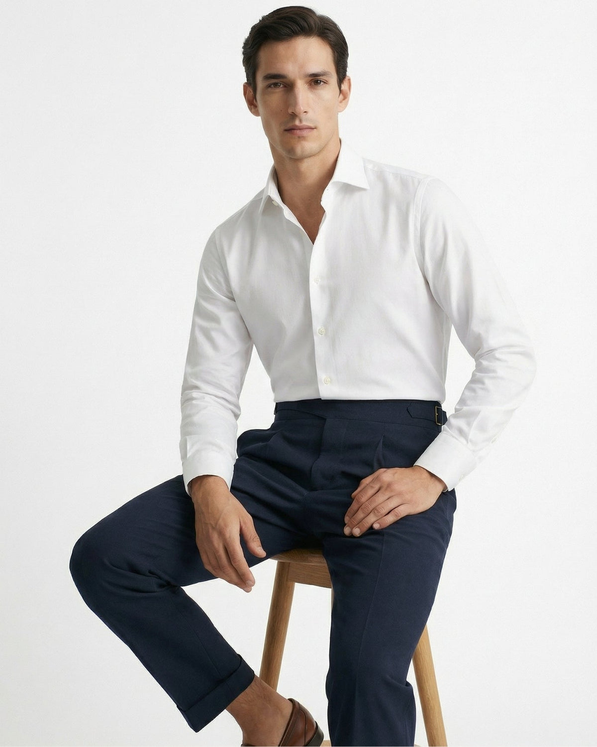 Pantaloni uomo da abito con pince e risvolto