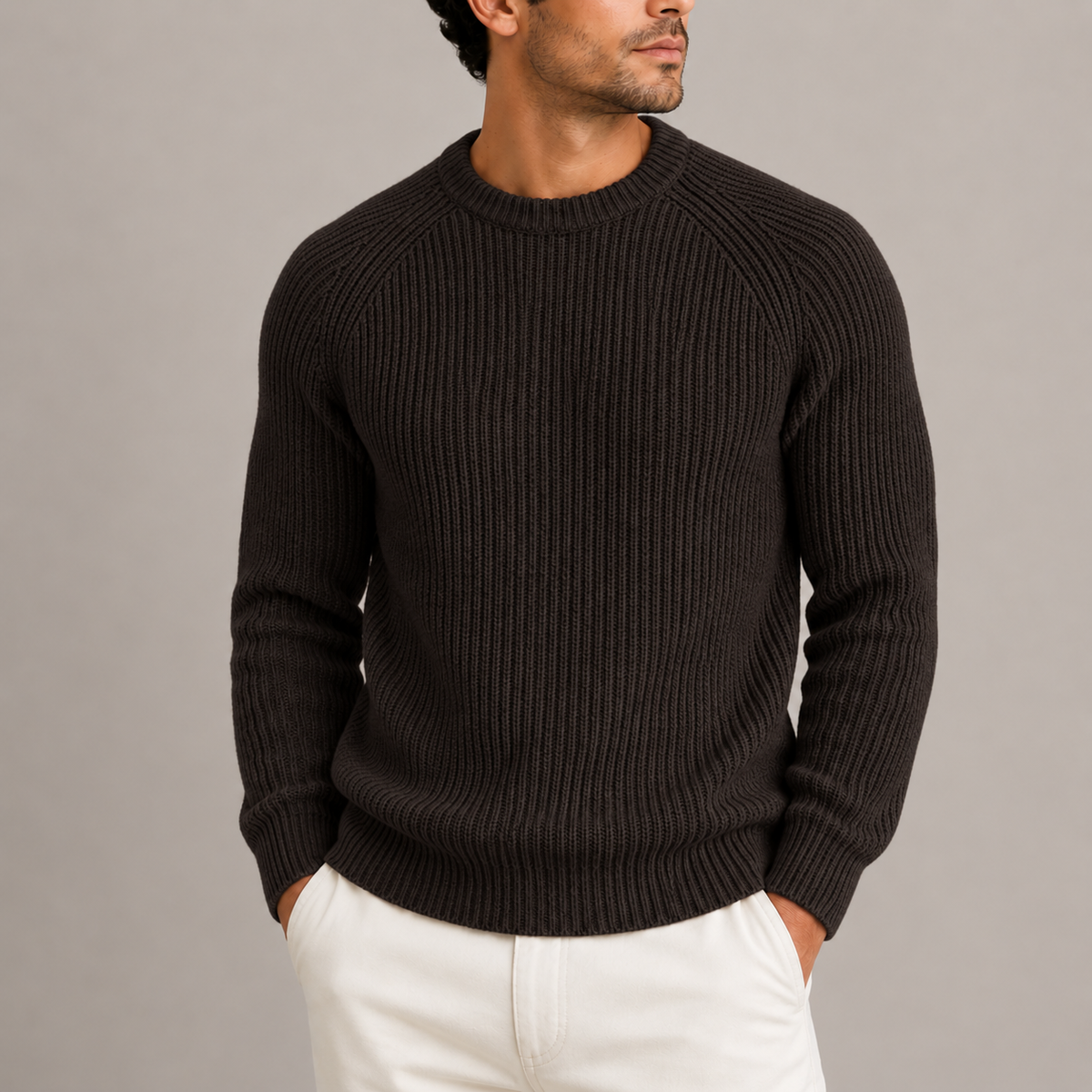 Maglione uomo girocollo a coste con spalle raglan