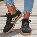 Sneaker donna con lacci e striscia laterale