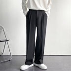 Pantaloni uomo con pince e gamba dritta