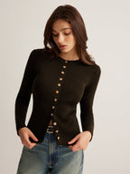 Bianca | Top in maglia aderente con bottoni
