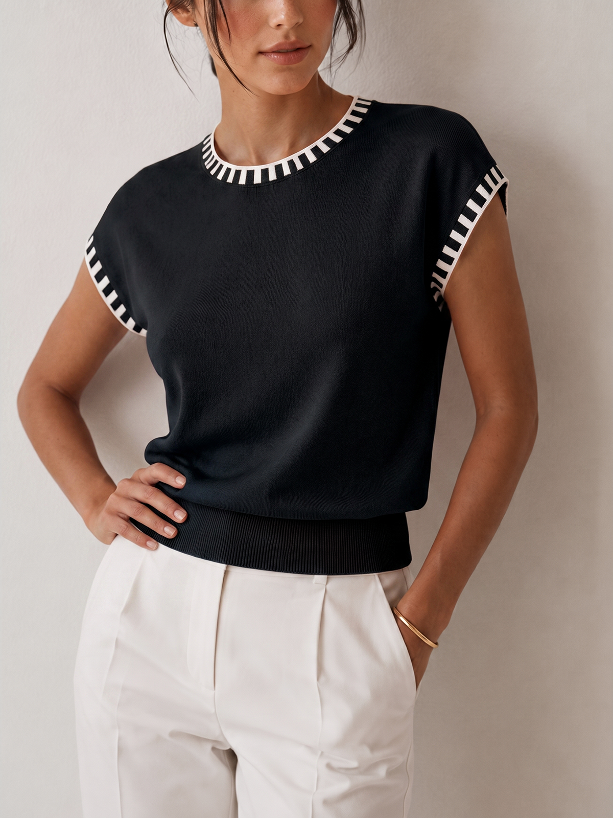 Lilia | Top in maglia con bordi a contrasto