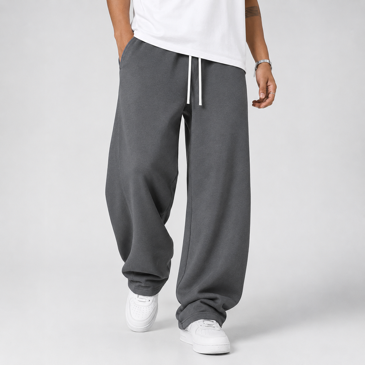 Pantaloni jogging uomo a gamba ampia con coulisse