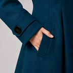 Cappotto donna invernale con cappuccio e bottoni