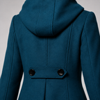 Cappotto donna invernale con cappuccio e bottoni