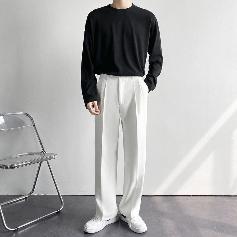Pantaloni uomo con pince e gamba dritta