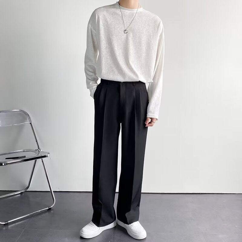 Pantaloni uomo con pince e gamba dritta