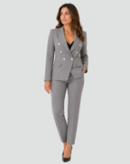 Completo donna con blazer doppiopetto e pantaloni