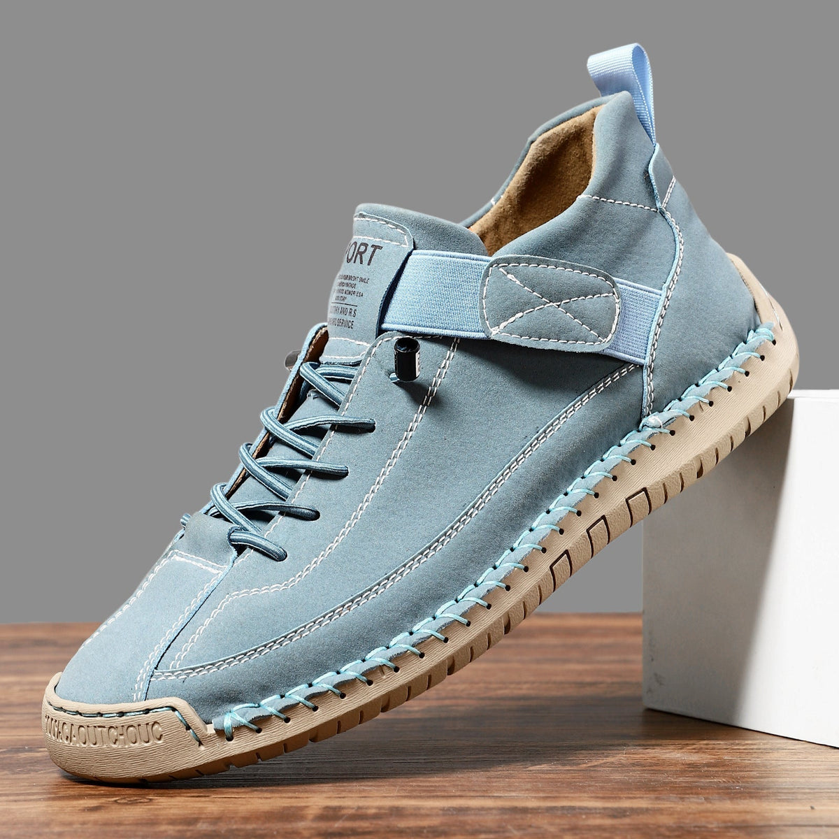 Sneaker da donna in pelle senza lacci