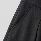 Pantaloni uomo con pince e gamba ampia