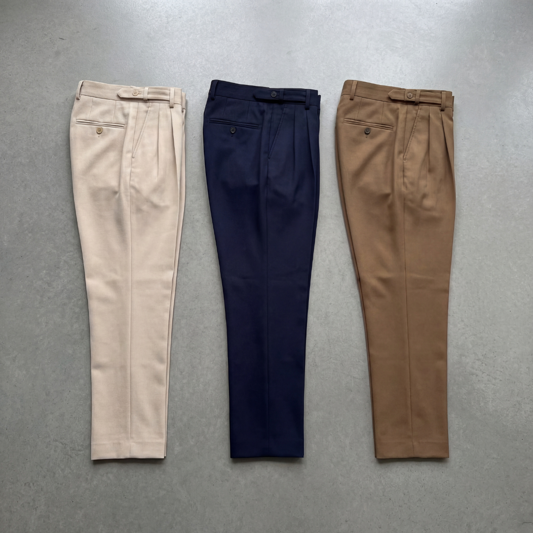 Pantaloni da abito uomo con regolatori laterali