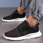 Sneaker uomo in mesh con suola flessibile