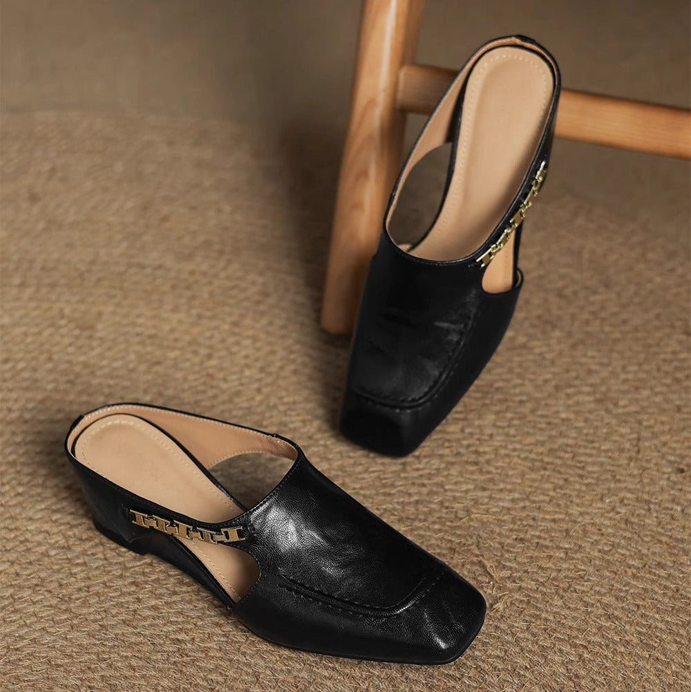 Mules donna con catena decorativa