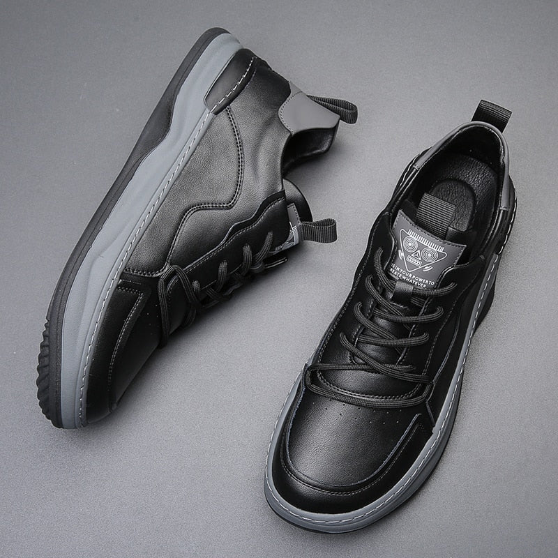 Sneaker uomo con suola alta e linguetta imbottita