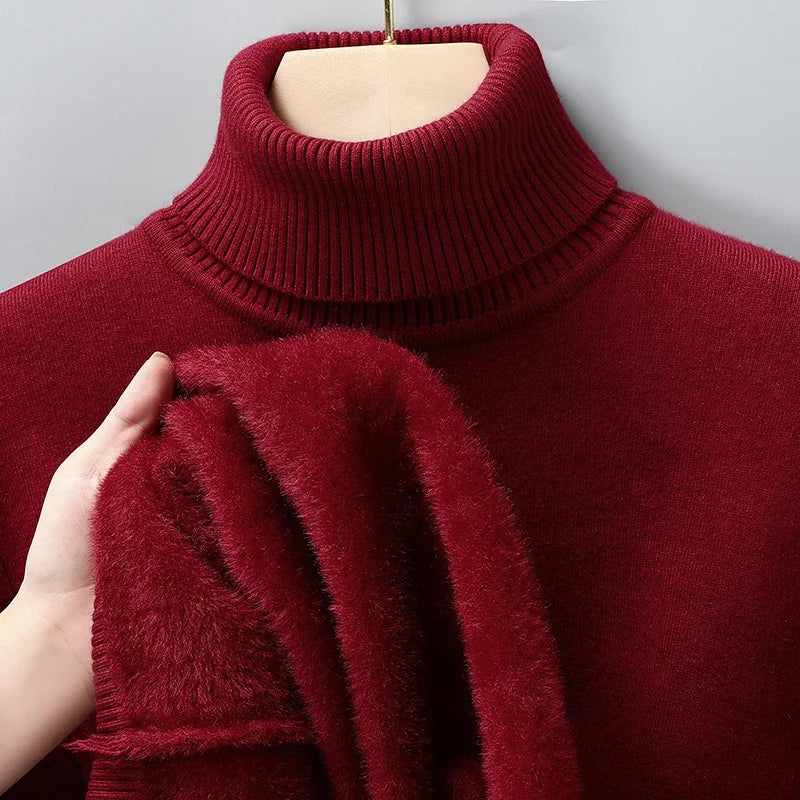 Dolcevita uomo in maglia fine con bordi a costine