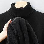 Dolcevita uomo in maglia fine con bordi a costine