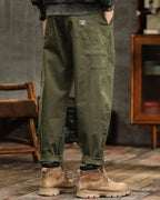 Pantaloni cargo uomo con pince e tasche laterali