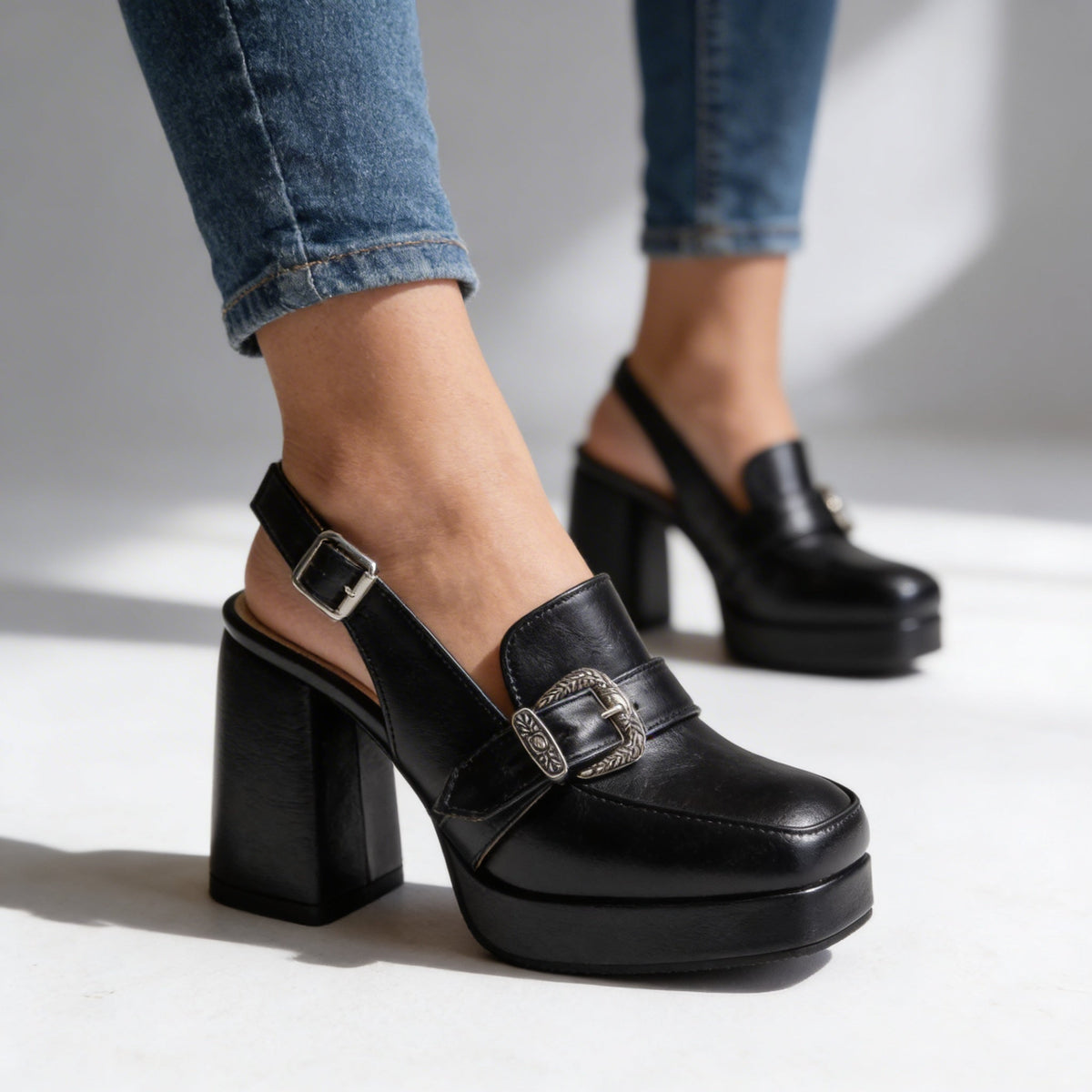 Nicoletta | Décolleté Slingback Donna con Fibbia e Tacco Alto