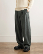 Pantaloni donna invernali ampi con pince