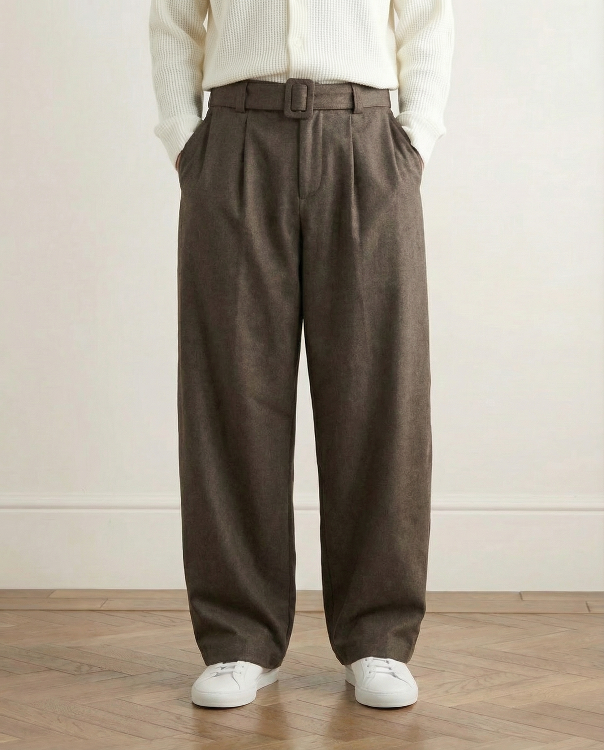 Pantaloni donna invernali ampi con pince