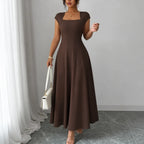 Abito midi donna con scollo quadrato